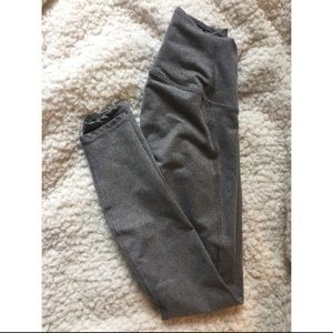 Fabletics 7/8 cropped yoga pants